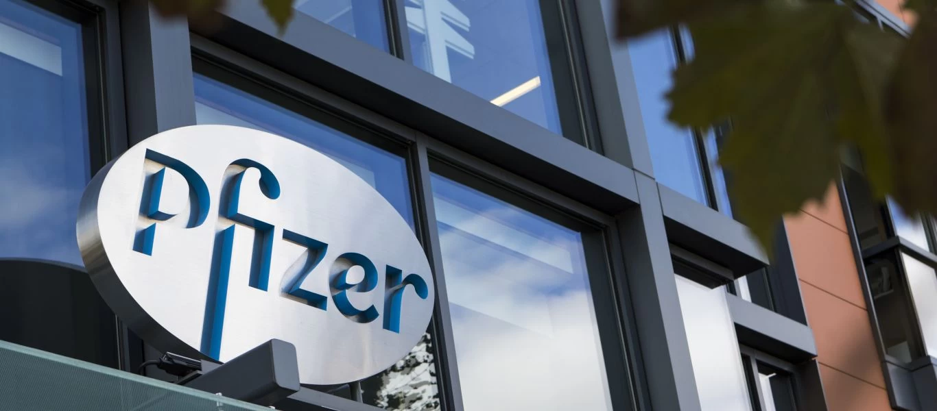 Pfizer: «Επικοινωνήστε άμεσα με τον γιατρό σας εάν εμφανίσετε συμπτώματα πνευμονικής εμβολής»!